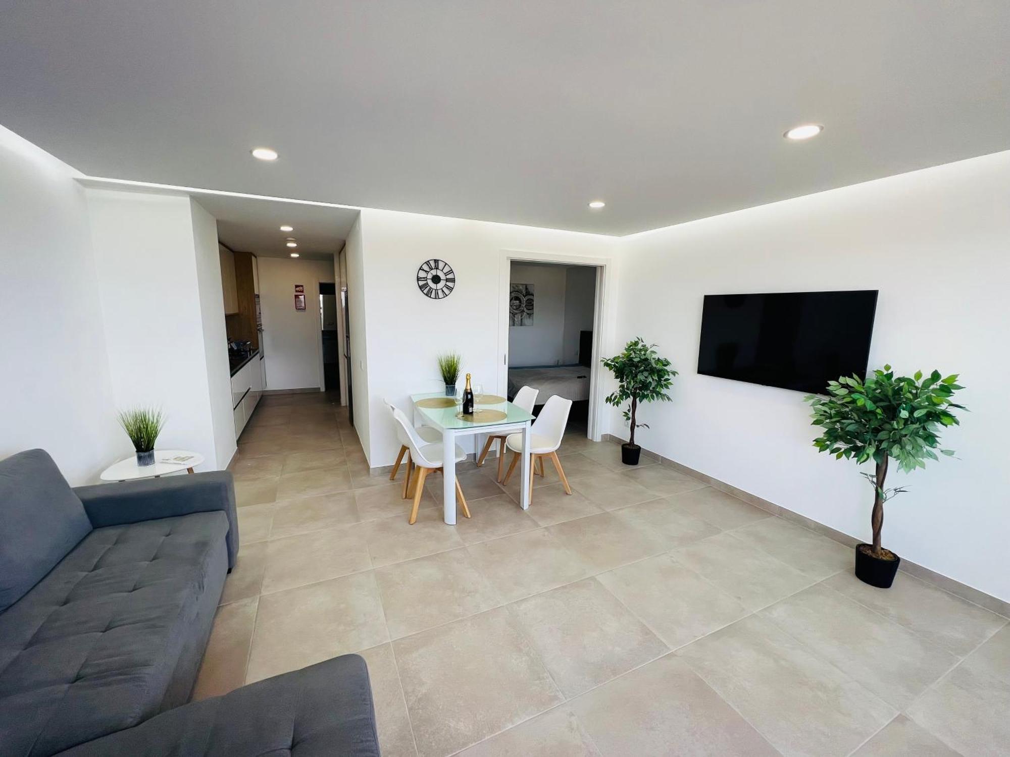 Top Ocean View Apartment - Amazing Sunset - Modern Style - Pool & 200M To Beach Portimao Exterior photo