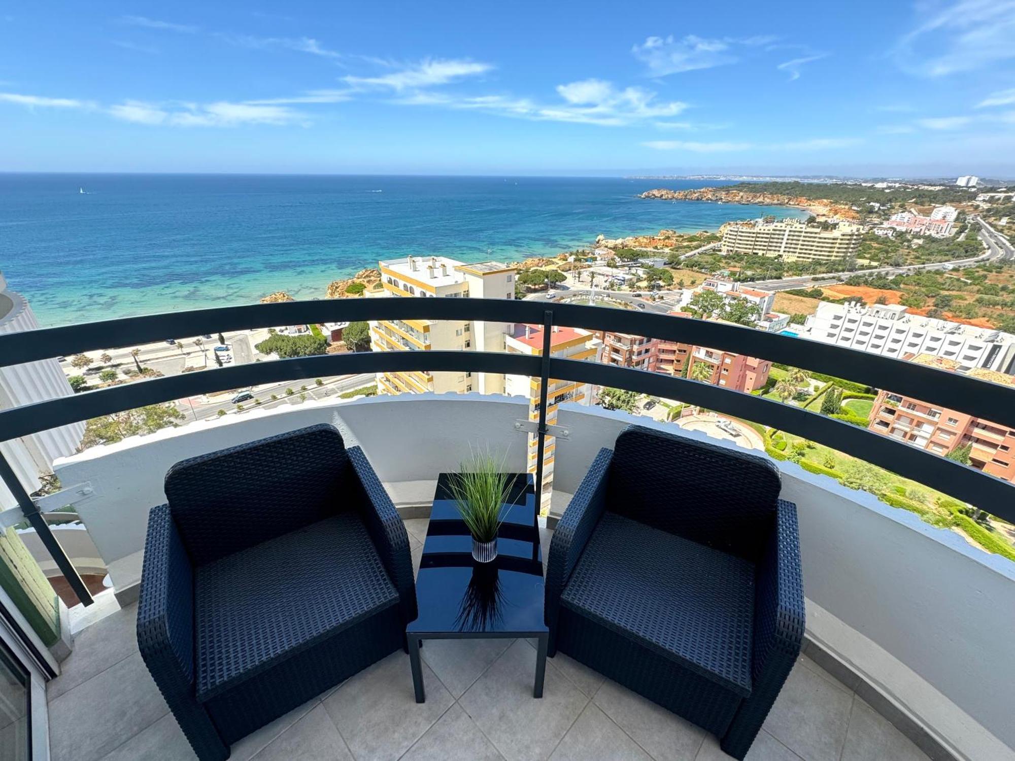 Top Ocean View Apartment - Amazing Sunset - Modern Style - Pool & 200M To Beach Portimao Exterior photo
