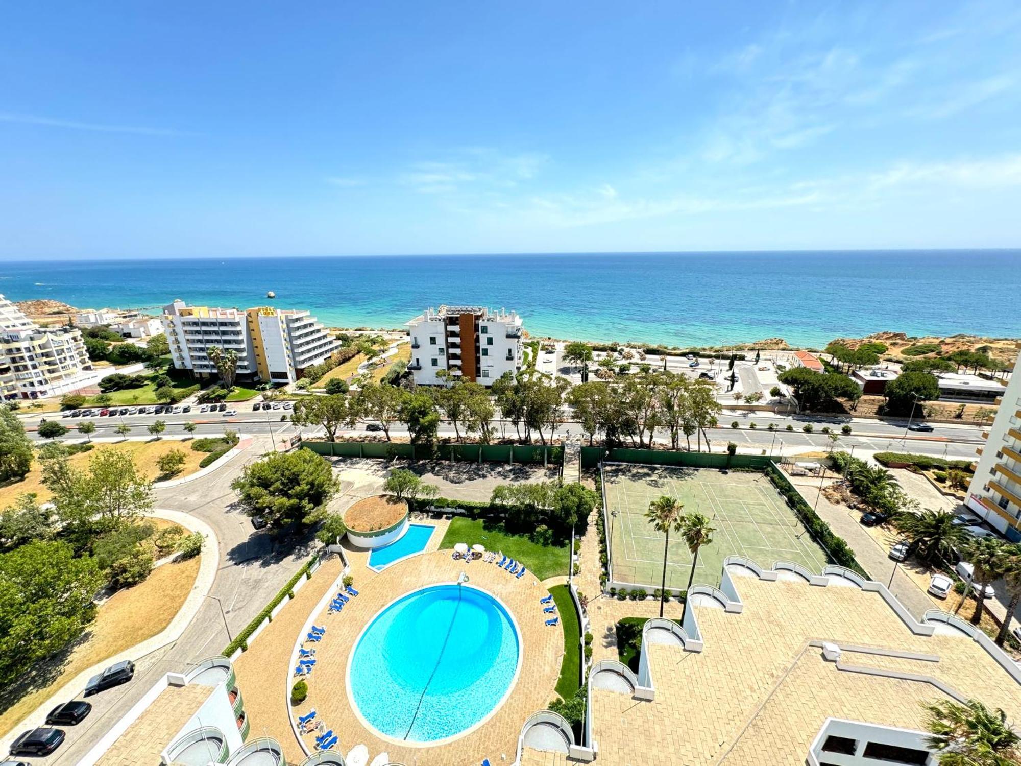 Top Ocean View Apartment - Amazing Sunset - Modern Style - Pool & 200M To Beach Portimao Exterior photo